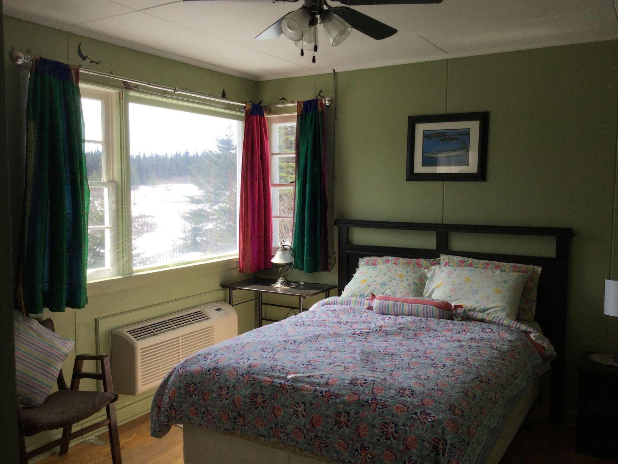 Meems Elliston B&B Exterior photo