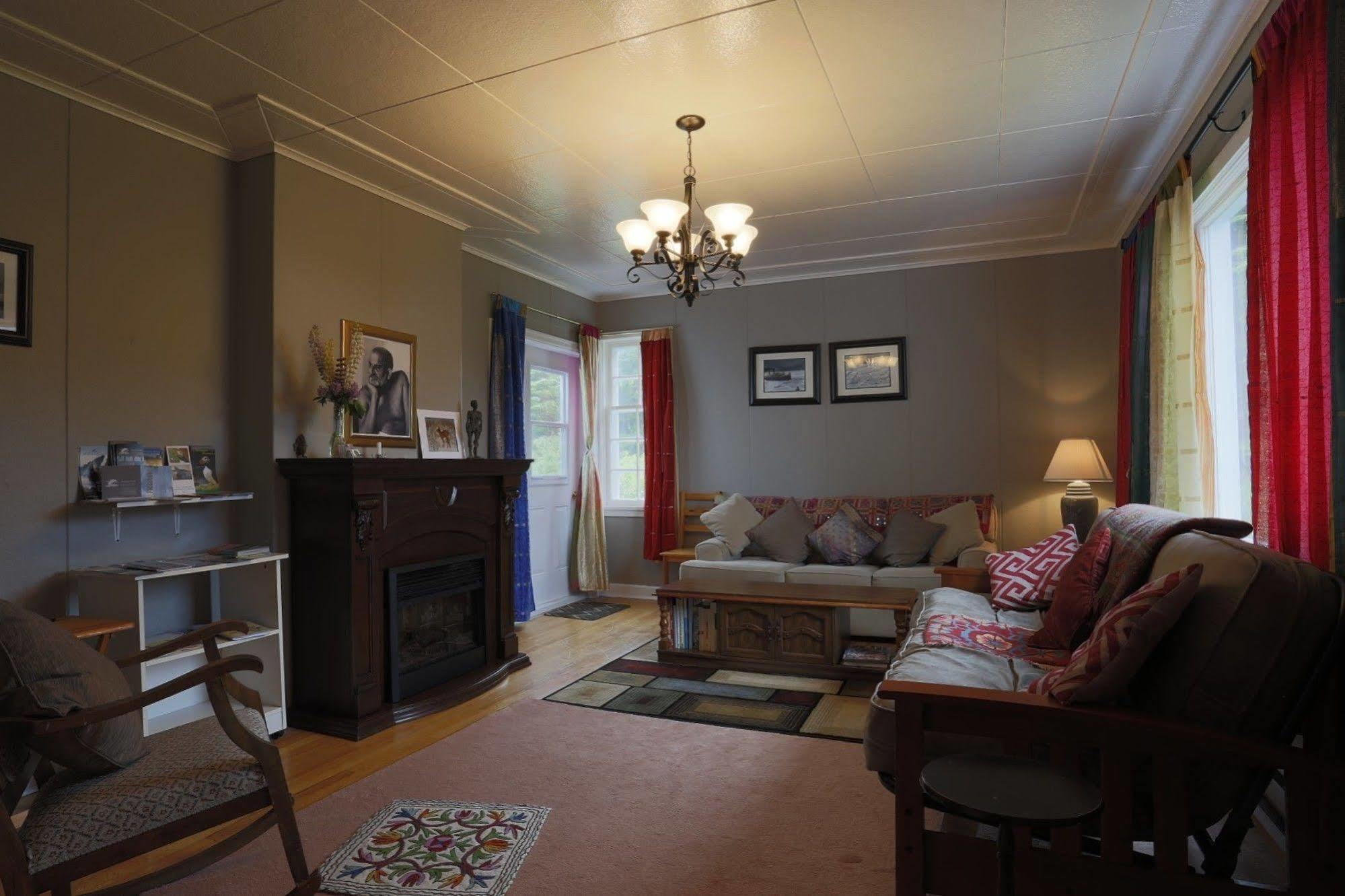 Meems Elliston B&B Exterior photo