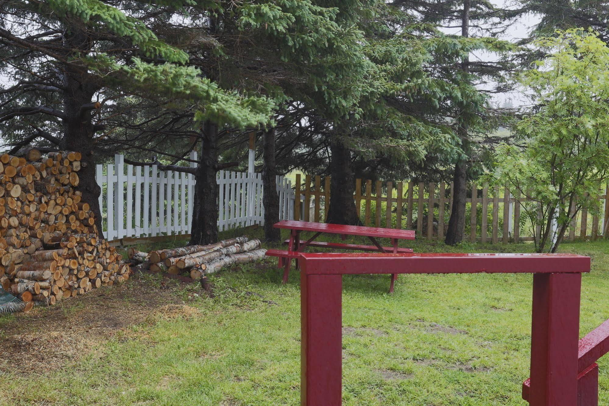 Meems Elliston B&B Exterior photo